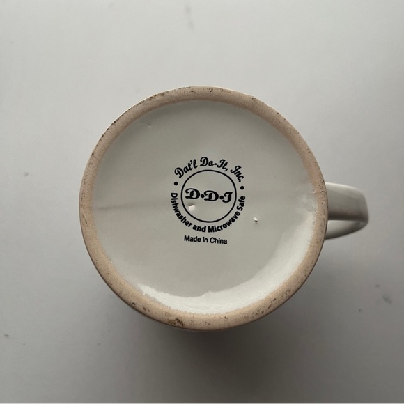 Vintage Cut & Carry Christmas Trees Milk Jug Red Ford Truck 4.75 Mug - Picture 4 of 4